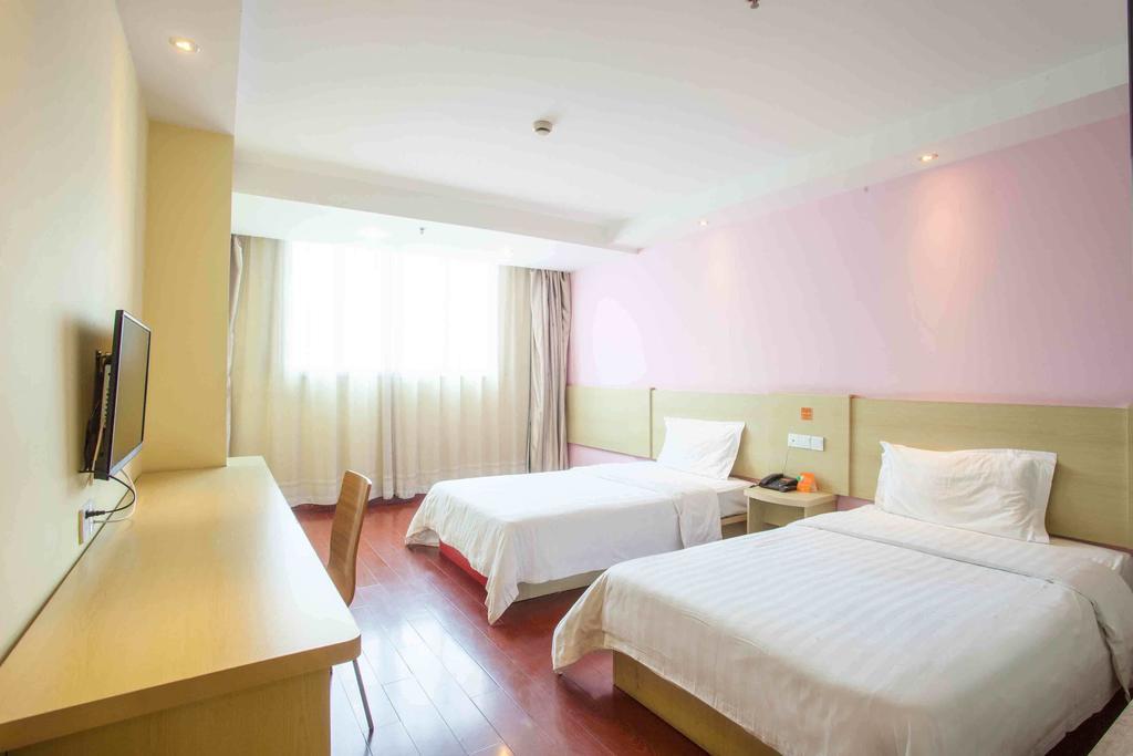 Hotel 7Days Premium Chongqing Hongqihegou Camera foto