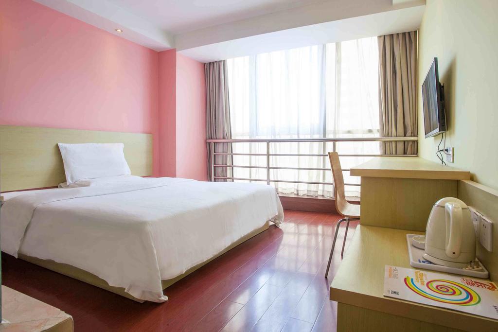 Hotel 7Days Premium Chongqing Hongqihegou Camera foto