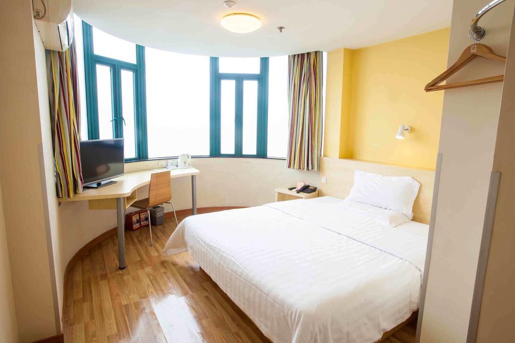 Hotel 7Days Premium Chongqing Hongqihegou Camera foto